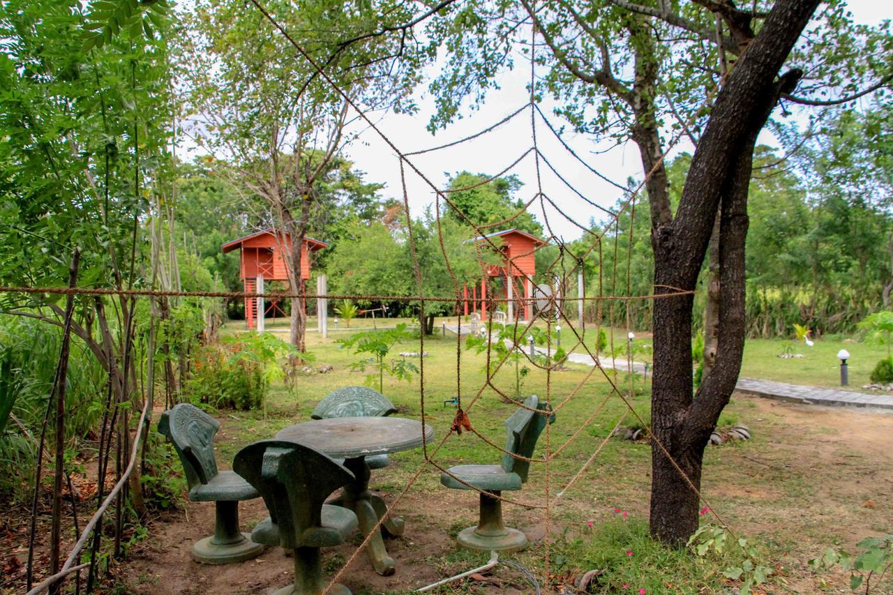 Sigiri Royal Point Tree House Hotel Сигирия Екстериор снимка