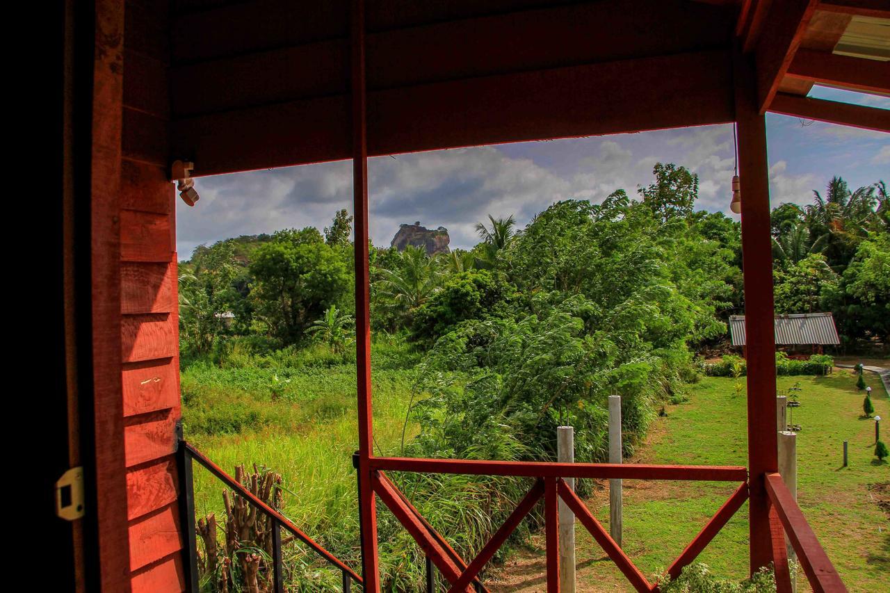 Sigiri Royal Point Tree House Hotel Сигирия Екстериор снимка